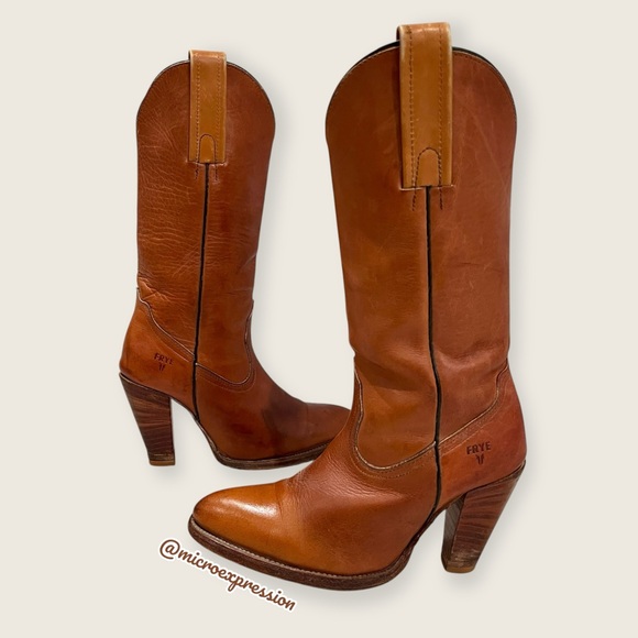 1980s VINTAGE Frye Leather Cognac Brown Embroidered Cowboy Heeled Western Boot